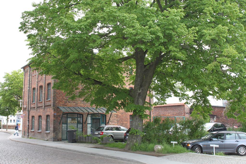 Altes Zollhaus Stralsund Apartment Exterior photo